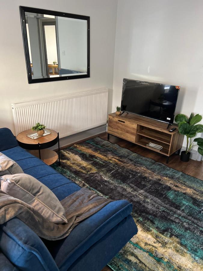 Dalston 1 Bedroom Flat Londra Exterior foto